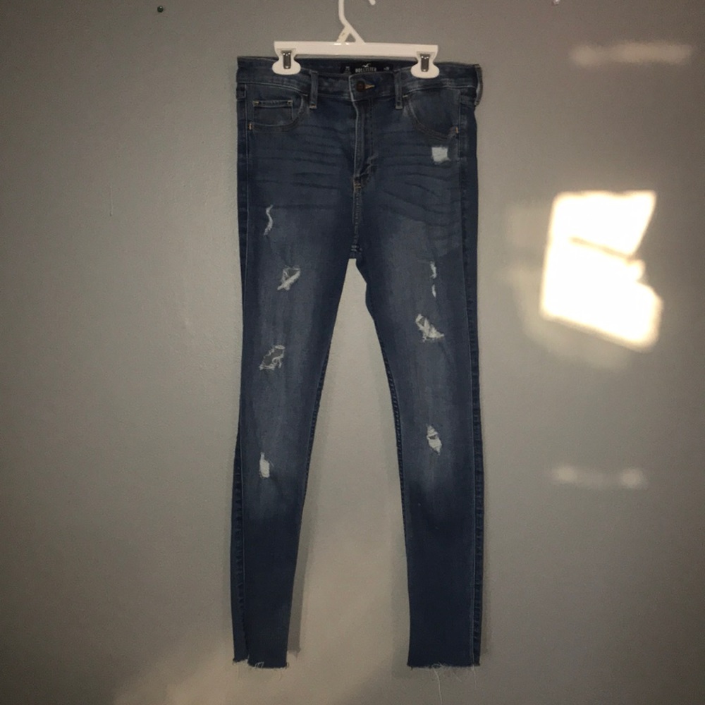 Hollister Ripped Skinny Jeans